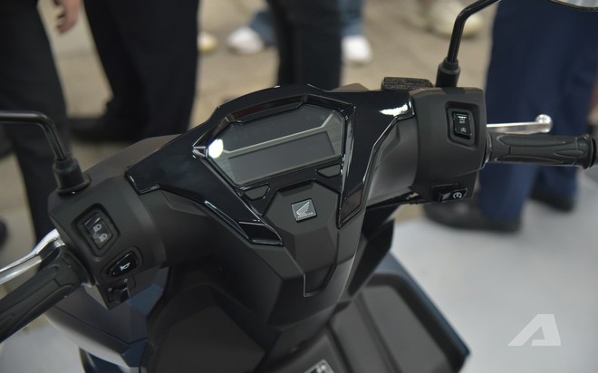 Honda Air Blade 2026 ra mắt Việt Nam: Giá từ gần 43 triệu đồng, 6 bản, thiết kế mới long lanh hơn làm khó NVX- Ảnh 6.