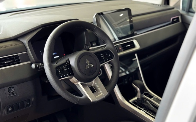 Mitsubishi Xpander đang rẻ kỷ lục tại Việt Nam: Còn từ dưới 500 triệu đồng nếu 'trừ hết', dễ hút thêm dân chạy dịch vụ- Ảnh 6.