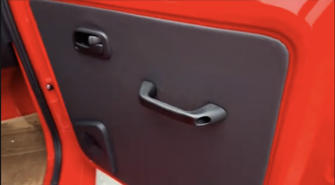 VinFast EC Van lần đầu lộ rõ nội thất: Thiết kế tối giản tương đồng VF 3, nâng/hạ kính bằng điện- Ảnh 8.