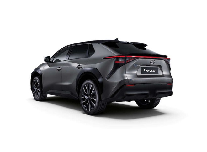 Toyota bZ4X 2026 bán thêm ở một thị trường gần Việt Nam: Giá quy đổi từ hơn 1,2 tỷ đồng, 2 bản, chạy 600km/sạc- Ảnh 4.