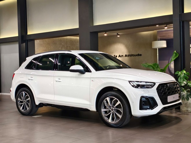 Loạt xe Audi giảm giá mạnh cuối năm tại Việt Nam: Giảm nhiều nhất gần 380 triệu đồng, phần lớn là SUV, đáp trả BMW, Mercedes- Ảnh 5. Loạt xe Audi giảm giá mạnh cuối năm tại Việt Nam: Giảm nhiều nhất gần 380 triệu đồng, phần lớn là SUV, đáp trả BMW, Mercedes- Ảnh 5.