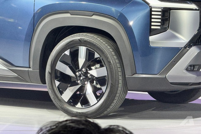 Mitsubishi Destinator ra mắt Việt Nam: Giá sau giảm từ 739 triệu đồng, 2 bản đều có ADAS, dễ thế chỗ Outlander cạnh tranh CX-5, Tucson- Ảnh 7. Mitsubishi Destinator ra mắt Việt Nam: Giá sau giảm từ 739 triệu đồng, 2 bản đều có ADAS, dễ thế chỗ Outlander cạnh tranh CX-5, Tucson- Ảnh 7.