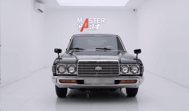 Toyota Crown Wagon 1978 của ông Đặng Lê Nguyên Vũ ‘hồi sinh’: Mất 10 tháng trùng tu, nội thất đỏ rượu vang và hàng loạt chi tiết chế tác thủ công- Ảnh 4. Toyota Crown Wagon 1978 của ông Đặng Lê Nguyên Vũ ‘hồi sinh’: Mất 10 tháng trùng tu, nội thất đỏ rượu vang và hàng loạt chi tiết chế tác thủ công- Ảnh 4.