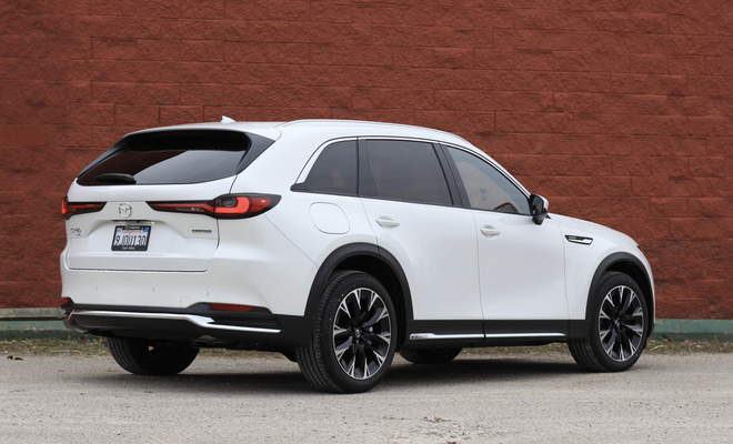 Đây là những mẫu xe sẽ ngáng đường Mazda CX-60, CX-90 khi bán tại Việt Nam tới đây: Đều là xe châu Âu kiểu ‘cận sang’, tầm giá 1,5-2 tỷ đồng- Ảnh 13. Đây là những mẫu xe sẽ ngáng đường Mazda CX-60, CX-90 khi bán tại Việt Nam tới đây: Đều là xe châu Âu kiểu ‘cận sang’, tầm giá 1,5-2 tỷ đồng- Ảnh 13.