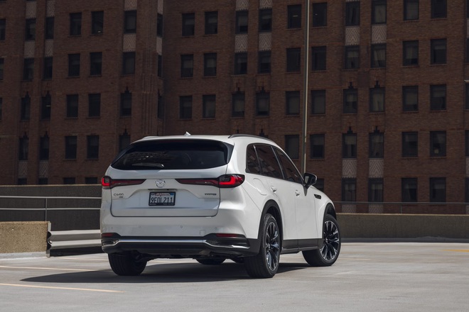 Vén màn 5 xe Mazda mới ra mắt Việt Nam hôm nay: Ngoài CX-5, CX-60, CX-90 còn có xe mui trần cùng một mẫu cực lạ mà ít người biết- Ảnh 12. Vén màn 5 xe Mazda mới ra mắt Việt Nam hôm nay: Ngoài CX-5, CX-60, CX-90 còn có xe mui trần cùng một mẫu cực lạ mà ít người biết- Ảnh 12.