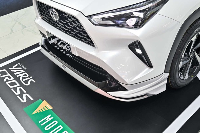 Chủ xe Toyota Yaris Cross thích độ hàng xịn thì hãng có bán bộ bodykit chính hãng: Thêm vài chi tiết là có dáng hầm hố hơn hẳn xe zin- Ảnh 9.