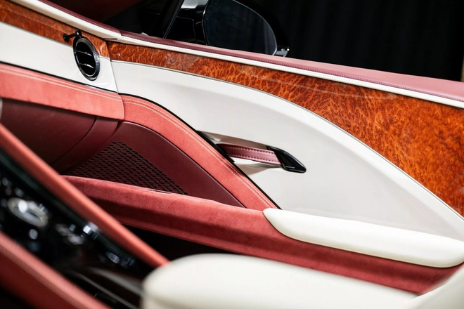 Chiếc Bentley cực hiếm này 'mất giá' gần 22 tỷ đồng sau 1.000km lăn bánh, chứng minh không phải cứ bản giới hạn là bán lãi- Ảnh 15. Chiếc Bentley cực hiếm này 'mất giá' gần 22 tỷ đồng sau 1.000km lăn bánh, chứng minh không phải cứ bản giới hạn là bán lãi- Ảnh 15.