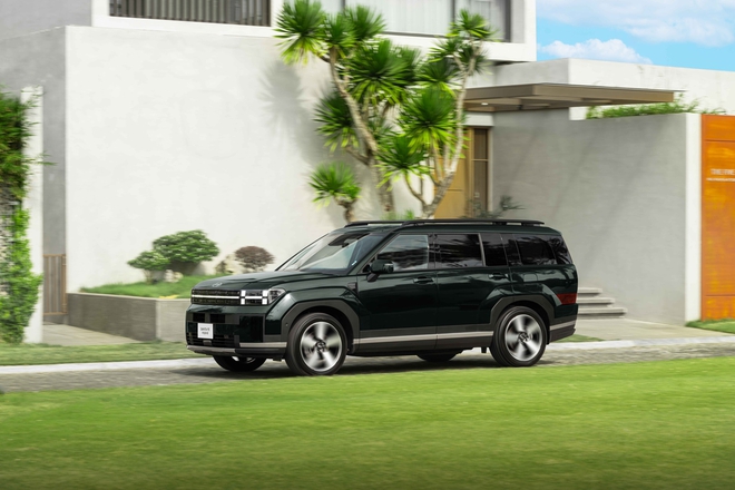 Hyundai Santa Fe giảm tới 240 triệu tại đại lý, giá thực tế 'chung mâm' với C-CUV bản cao, nhưng không mua sớm thành điểm trừ rất lớn- Ảnh 10. Hyundai Santa Fe giảm tới 240 triệu tại đại lý, giá thực tế 'chung mâm' với C-CUV bản cao, nhưng không mua sớm thành điểm trừ rất lớn- Ảnh 10.