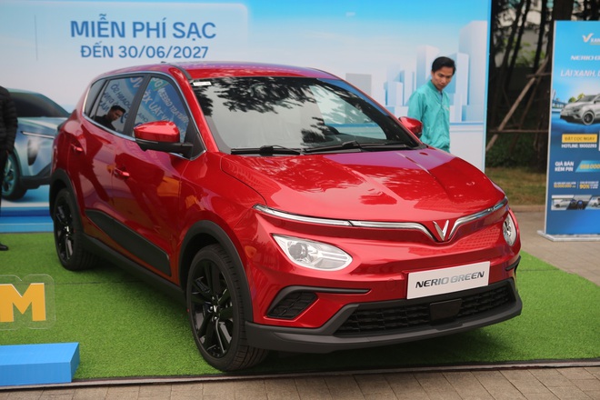 45 xe gầm cao ra mắt Việt Nam 2025: Gần nửa vẫn chạy xăng, dầu nhưng xe điện, hybrid có nhiều cái tên hot- Ảnh 2. 45 xe gầm cao ra mắt Việt Nam 2025: Gần nửa vẫn chạy xăng, dầu nhưng xe điện, hybrid có nhiều cái tên hot- Ảnh 2.