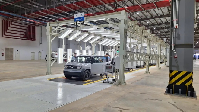 Bên trong nhà máy hơn 26.000 tỷ đồng của VinFast tại Indonesia: Tràn ngập VF 3, sẽ sản xuất VF 5, VF 6, VF 7, có thể thêm cả Limo Green năm sau- Ảnh 7. Bên trong nhà máy hơn 26.000 tỷ đồng của VinFast tại Indonesia: Tràn ngập VF 3, sẽ sản xuất VF 5, VF 6, VF 7, có thể thêm cả Limo Green năm sau- Ảnh 7.