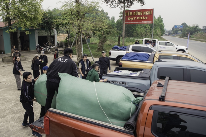 Ford Ranger vượt địa h&igrave;nh &lsquo;kh&ocirc;ng cho ph&eacute;p sự chủ quan&rsquo;, tới Cao Bằng hỗ trợ người d&acirc;n gặp kh&oacute; khăn- Ảnh 7.