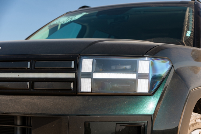 Bỏ 1,5 tỷ mua Hyundai Santa Fe Hybrid và những điều cần biết: Bớt bồng bềnh nhưng đừng kỳ vọng quá nhiều về tiết kiệm nhiên liệu- Ảnh 17. Bỏ 1,5 tỷ mua Hyundai Santa Fe Hybrid và những điều cần biết: Bớt bồng bềnh nhưng đừng kỳ vọng quá nhiều về tiết kiệm nhiên liệu- Ảnh 17.