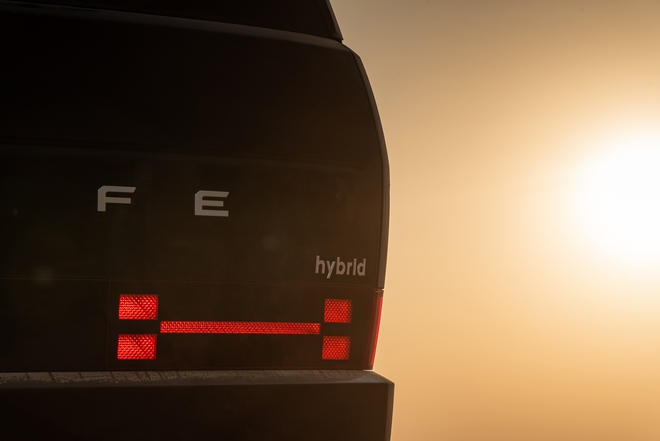 Bỏ 1,5 tỷ mua Hyundai Santa Fe Hybrid và những điều cần biết: Bớt bồng bềnh nhưng đừng kỳ vọng quá nhiều về tiết kiệm nhiên liệu- Ảnh 5. Bỏ 1,5 tỷ mua Hyundai Santa Fe Hybrid và những điều cần biết: Bớt bồng bềnh nhưng đừng kỳ vọng quá nhiều về tiết kiệm nhiên liệu- Ảnh 5.