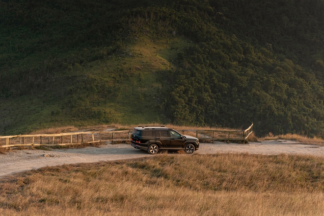 Bỏ 1,5 tỷ mua Hyundai Santa Fe Hybrid và những điều cần biết: Bớt bồng bềnh nhưng đừng kỳ vọng quá nhiều về tiết kiệm nhiên liệu- Ảnh 24. Bỏ 1,5 tỷ mua Hyundai Santa Fe Hybrid và những điều cần biết: Bớt bồng bềnh nhưng đừng kỳ vọng quá nhiều về tiết kiệm nhiên liệu- Ảnh 24.