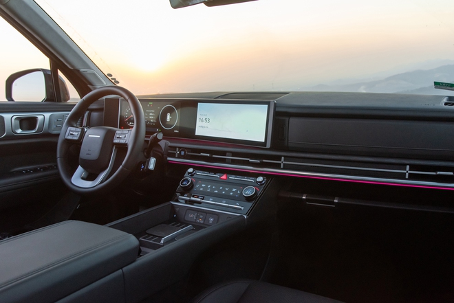 Bỏ 1,5 tỷ mua Hyundai Santa Fe Hybrid và những điều cần biết: Bớt bồng bềnh nhưng đừng kỳ vọng quá nhiều về tiết kiệm nhiên liệu- Ảnh 28. Bỏ 1,5 tỷ mua Hyundai Santa Fe Hybrid và những điều cần biết: Bớt bồng bềnh nhưng đừng kỳ vọng quá nhiều về tiết kiệm nhiên liệu- Ảnh 28.