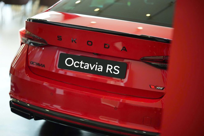 Loạt xe mới n&agrave;y đ&atilde; về nhưng vẫn khiến kh&aacute;ch Việt phải đợi chờ: Phần lớn l&agrave; SUV, động cơ hybrid, c&oacute; mẫu đời trước thuộc top doanh số- Ảnh 12.