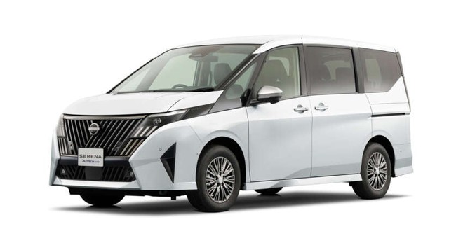 Nissan Serena - MPV to gần bằng Alphard c&oacute; bản n&acirc;ng cấp mới với thiết kế trau chuốt hơn, gi&aacute; quy đổi từ 470 triệu đồng- Ảnh 2.