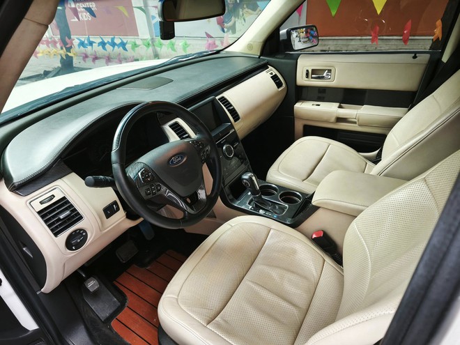 Hàng hiếm Ford Flex đời 'chót' tại Việt Nam rao bán lại với giá ngang Everest mới: Dáng hộp như Ranger Rover, dùng chung nhiều linh kiện với Explorer- Ảnh 4.