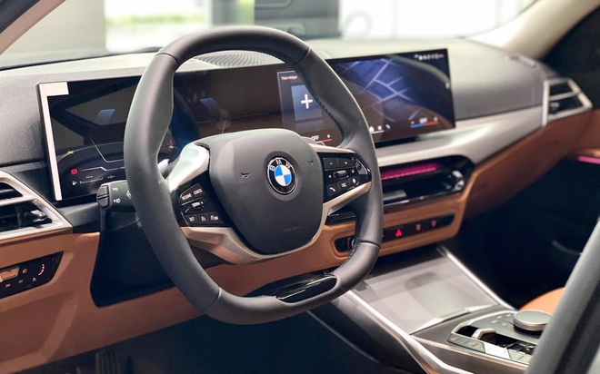 Cùng giá hơn 1,6 tỷ đồng chọn Skoda Octavia RS hay lấy BMW 320i cho người thích lái, bảng này sẽ giúp bạn dễ lựa chọn hơn- Ảnh 6. Cùng giá hơn 1,6 tỷ đồng chọn Skoda Octavia RS hay lấy BMW 320i cho người thích lái, bảng này sẽ giúp bạn dễ lựa chọn hơn- Ảnh 6.