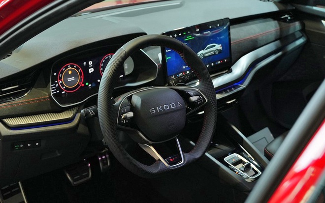 Cùng giá hơn 1,6 tỷ đồng chọn Skoda Octavia RS hay lấy BMW 320i cho người thích lái, bảng này sẽ giúp bạn dễ lựa chọn hơn- Ảnh 5. Cùng giá hơn 1,6 tỷ đồng chọn Skoda Octavia RS hay lấy BMW 320i cho người thích lái, bảng này sẽ giúp bạn dễ lựa chọn hơn- Ảnh 5.