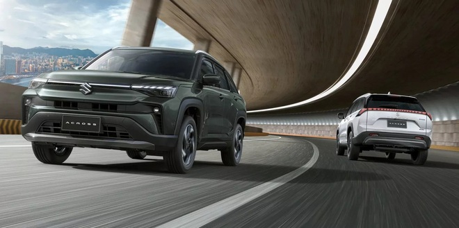 Suzuki Across - SUV c&ugrave;ng cỡ Yaris Cross, m&aacute;y nhỏ 1.5L nhưng c&oacute; 4WD c&ugrave;ng t&ugrave;y chọn hybrid- Ảnh 2.