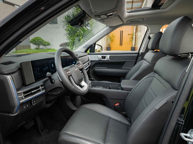 Hyundai Santa Fe Hybrid ra mắt Việt Nam: 1,369 tỷ, 'ăn' xăng 6L/100km, option gây tranh cãi ở điểm này- Ảnh 12. Hyundai Santa Fe Hybrid ra mắt Việt Nam: 1,369 tỷ, 'ăn' xăng 6L/100km, option gây tranh cãi ở điểm này- Ảnh 12.