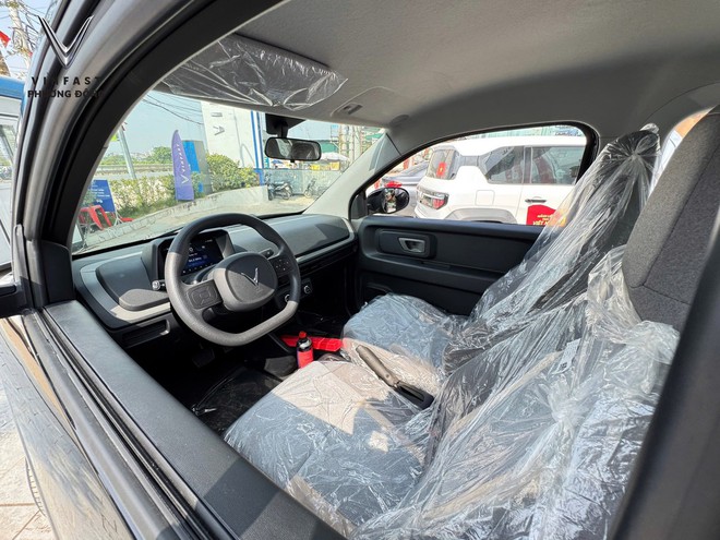 VinFast Minio Green về đại lý: Sẵn sàng giao khách ngay tháng này, chạy 210km/sạc, nhiều chi tiết như VF 3- Ảnh 11. VinFast Minio Green về đại lý: Sẵn sàng giao khách ngay tháng này, chạy 210km/sạc, nhiều chi tiết như VF 3- Ảnh 11.