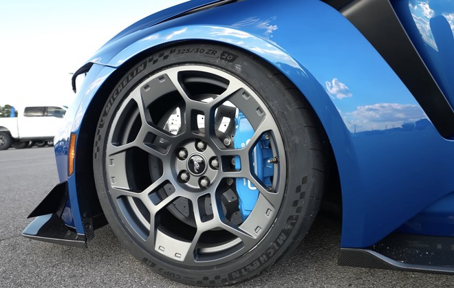 Mua xe về nhưng phải chờ 30 ngày mới nên cầm lái: Lời khuyên kỳ lạ của Ford dành cho các chủ nhân khi mua xe này- Ảnh 4. Mua xe về nhưng phải chờ 30 ngày mới nên cầm lái: Lời khuyên kỳ lạ của Ford dành cho các chủ nhân khi mua xe này- Ảnh 4.