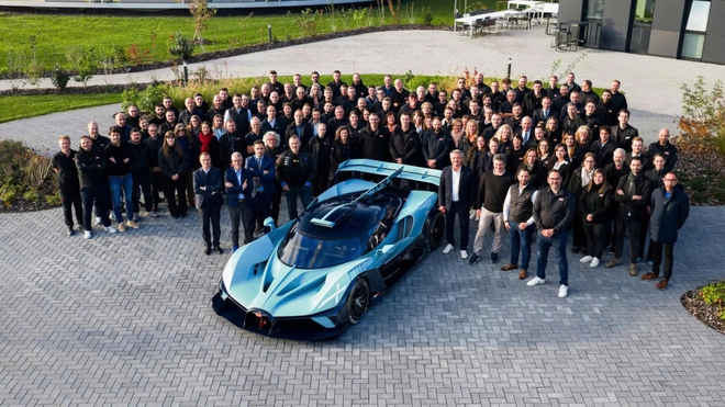 Ngắm "siêu phẩm" Bugatti Bolide cuối cùng vừa xuất xưởng- Ảnh 1. Ngắm "siêu phẩm" Bugatti Bolide cuối cùng vừa xuất xưởng- Ảnh 1.