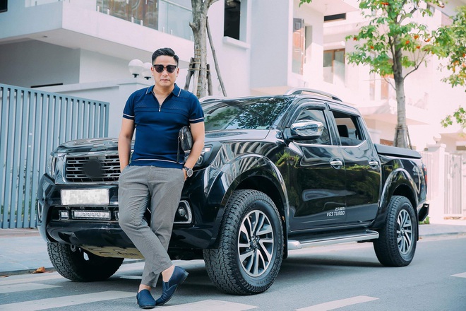 Chưa thỏa mãn với cặp đôi VF 3, nam diễn viên phim giờ vàng tậu luôn VinFast VF 7, mua xe vì thấy đẹp nhưng lý do thực sự là đây- Ảnh 8.