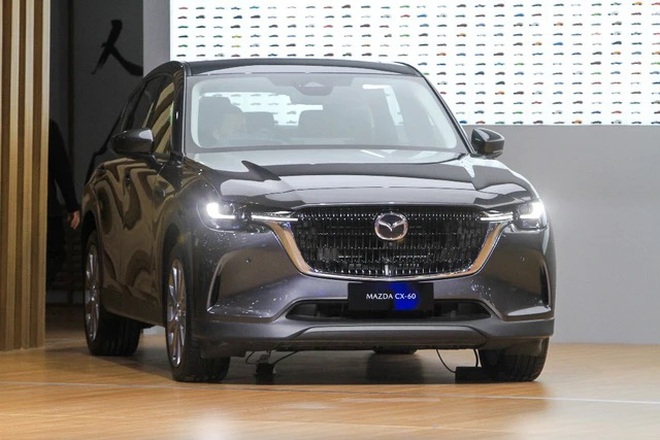 Mazda CX-5 đời mới, CX-90, CX-60 đầu tiên xuất hiện tại Việt Nam: Xe đã có mặt ở showroom, dễ ra mắt ngay ngày 11/12 tới- Ảnh 7. Mazda CX-5 đời mới, CX-90, CX-60 đầu tiên xuất hiện tại Việt Nam: Xe đã có mặt ở showroom, dễ ra mắt ngay ngày 11/12 tới- Ảnh 7.