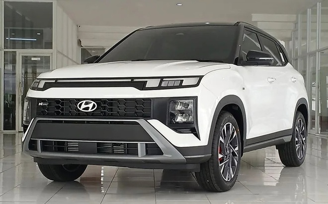 Hyundai Creta 2025 lần đầu lộ diện tại Việt Nam: Có bản thể thao như Elantra, dễ dùng động cơ tăng áp mạnh 158 mã lực- Ảnh 4. Hyundai Creta 2025 lần đầu lộ diện tại Việt Nam: Có bản thể thao như Elantra, dễ dùng động cơ tăng áp mạnh 158 mã lực- Ảnh 4.