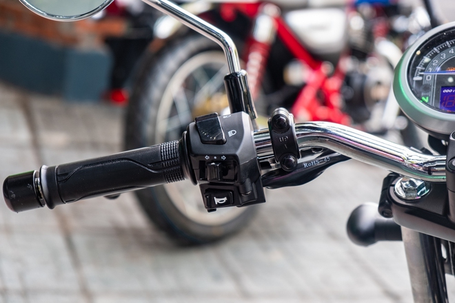 Honda CGX150 giá hơn 70 triệu đồng tại Việt Nam: Nhập tư nhân, đấu Kawasaki W175 và Yamaha XS155R- Ảnh 7. Honda CGX150 giá hơn 70 triệu đồng tại Việt Nam: Nhập tư nhân, đấu Kawasaki W175 và Yamaha XS155R- Ảnh 7.