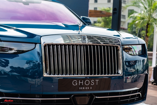 Ra mắt Rolls-Royce Ghost Series II giá từ 34,9 tỷ đồng: ‘Thảm bay’ của giới đại gia Việt- Ảnh 13.