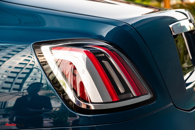 Ra mắt Rolls-Royce Ghost Series II giá từ 34,9 tỷ đồng: ‘Thảm bay’ của giới đại gia Việt- Ảnh 17.