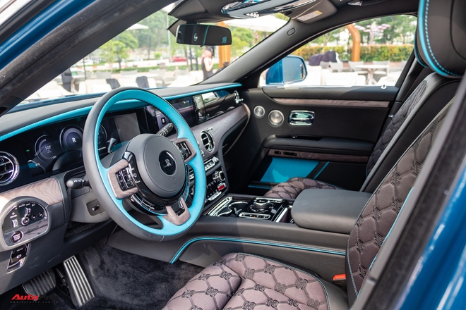 Ra mắt Rolls-Royce Ghost Series II giá từ 34,9 tỷ đồng: ‘Thảm bay’ của giới đại gia Việt- Ảnh 21.