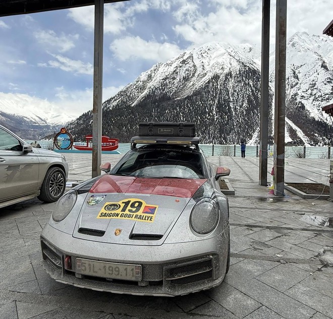 Mua Porsche 911 Dakar không đi 2 năm, chủ xe bán lại lãi 2,5 tỷ đồng- Ảnh 5.