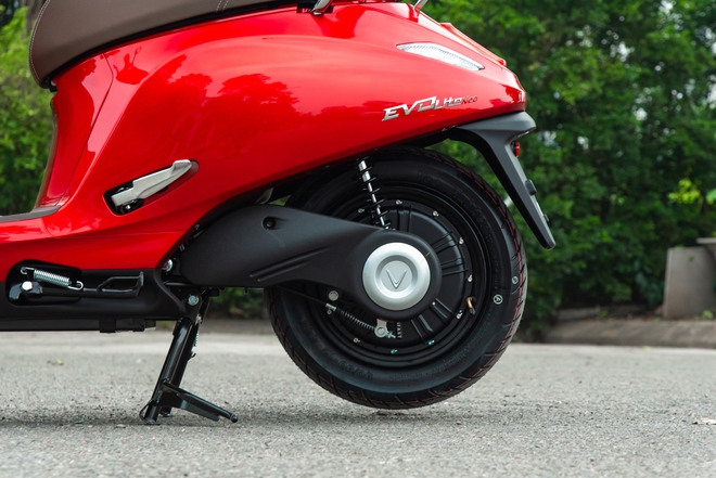 Cầm 30 triệu mua Honda ICON e:, hay tiết kiệm 9 triệu chọn VinFast Evo Lite NEO, bảng so s&aacute;nh n&agrave;y cho c&acirc;u trả lời- Ảnh 9.