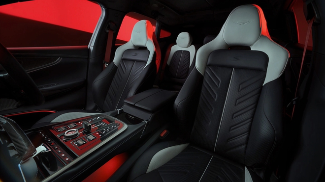 Nếu Aston Martin DBX chưa đủ mạnh thì bản này sẽ khiến bạn ‘nhấc người’: Tăng tốc 0-100km/h chỉ 3,3 giây dù nặng 2,2 tấn- Ảnh 13. Nếu Aston Martin DBX chưa đủ mạnh thì bản này sẽ khiến bạn ‘nhấc người’: Tăng tốc 0-100km/h chỉ 3,3 giây dù nặng 2,2 tấn- Ảnh 13.
