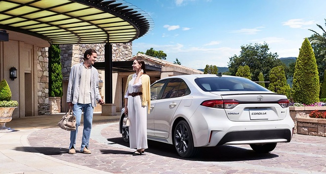 Toyota Corolla Altis 2025 ra mắt: Bỏ hẳn bản xăng, có bản 2 mô-tơ điện trước sau, thêm tính năng ADAS, giá quy đổi khiến người Việt 'phát thèm'- Ảnh 4. Toyota Corolla Altis 2025 ra mắt: Bỏ hẳn bản xăng, có bản 2 mô-tơ điện trước sau, thêm tính năng ADAS, giá quy đổi khiến người Việt 'phát thèm'- Ảnh 4.