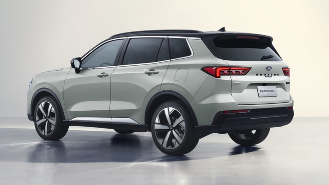 Lô xe Ford Territory 2025 đã lăn bánh trên đường phố Việt Nam, để lộ cụm đèn LED mới, mâm mới, dễ ra mắt trong thời gian gần cạnh tranh CX-5, Tucson- Ảnh 6. Lô xe Ford Territory 2025 đã lăn bánh trên đường phố Việt Nam, để lộ cụm đèn LED mới, mâm mới, dễ ra mắt trong thời gian gần cạnh tranh CX-5, Tucson- Ảnh 6.