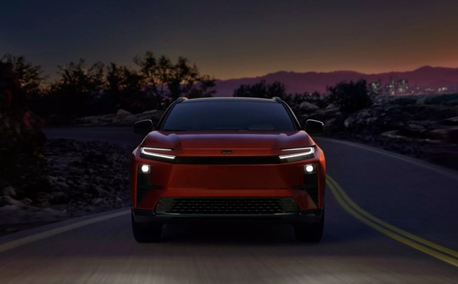 Toyota C-HR - SUV ‘chơi’ từng về Việt Nam có thêm bản điện, chạy 467km/sạc- Ảnh 4. Toyota C-HR - SUV ‘chơi’ từng về Việt Nam có thêm bản điện, chạy 467km/sạc- Ảnh 4.