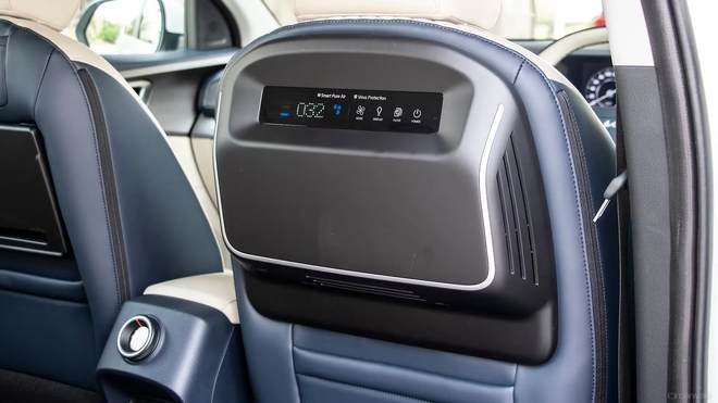 Ảnh thực tế Kia Carens Clavis vừa ra mắt: Có phanh tay điện tử, đồng hồ tốc độ 12 inch và 20 tính năng ADAS cấp độ 2- Ảnh 20. Ảnh thực tế Kia Carens Clavis vừa ra mắt: Có phanh tay điện tử, đồng hồ tốc độ 12 inch và 20 tính năng ADAS cấp độ 2- Ảnh 20.