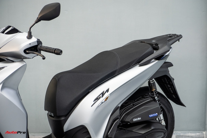 Lô Honda SH 350i 2025 nhập Ý đầu tiên về Việt Nam: Giá nước ngoài từ 174 triệu, bản tương tự ở Việt Nam chỉ 151 triệu đồng- Ảnh 12.