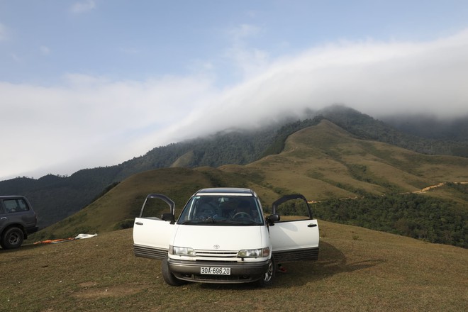 Đem Toyota Previa 35 năm tuổi lên rừng, xuống biển, chủ xe chia sẻ: ‘Biết chăm thì đi bao nhiêu, đời sâu mấy cũng chạy tốt’- Ảnh 8. Đem Toyota Previa 35 năm tuổi lên rừng, xuống biển, chủ xe chia sẻ: ‘Biết chăm thì đi bao nhiêu, đời sâu mấy cũng chạy tốt’- Ảnh 8.