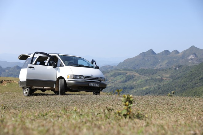 Đem Toyota Previa 35 năm tuổi lên rừng, xuống biển, chủ xe chia sẻ: ‘Biết chăm thì đi bao nhiêu, đời sâu mấy cũng chạy tốt’- Ảnh 10. Đem Toyota Previa 35 năm tuổi lên rừng, xuống biển, chủ xe chia sẻ: ‘Biết chăm thì đi bao nhiêu, đời sâu mấy cũng chạy tốt’- Ảnh 10.