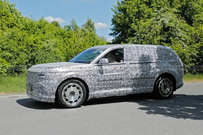 Genesis GV90 lộ ảnh: SUV đầu bảng của hãng, đuôi xe nhìn như MPV, chạy hơn 500km/sạc, ra mắt năm sau- Ảnh 2. Genesis GV90 lộ ảnh: SUV đầu bảng của hãng, đuôi xe nhìn như MPV, chạy hơn 500km/sạc, ra mắt năm sau- Ảnh 2.