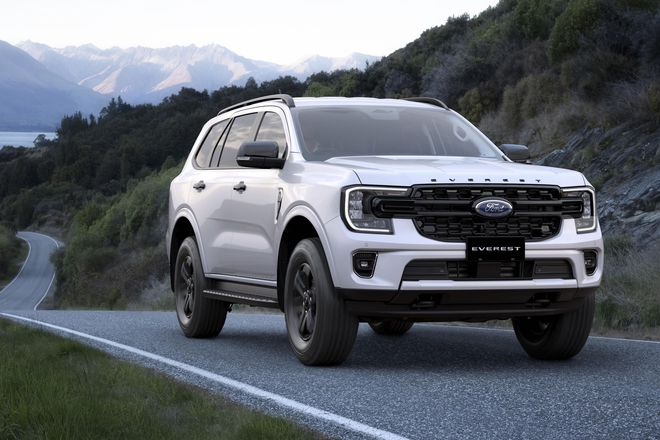 Ford Everest có bản đặc biệt mới: Gần giống bản vừa ra mắt Việt Nam nhưng nhiều ‘đồ chơi’ hơn, sản xuất giới hạn- Ảnh 6. Ford Everest có bản đặc biệt mới: Gần giống bản vừa ra mắt Việt Nam nhưng nhiều ‘đồ chơi’ hơn, sản xuất giới hạn- Ảnh 6.