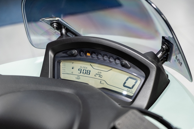 Yamaha Tricity 155 về Việt Nam: Bánh kép phía trước cho người người thích 'độc lạ', giá quy đổi từ 103 triệu đồng- Ảnh 11.