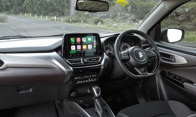 Báo nước ngoài đánh giá Suzuki Fronx sau 6 tháng lái thử: SUV nhỏ nhiều tiện nghi, lái số tự động không hay bằng số sàn, cố mãi vẫn ăn xăng hơn 6 lít/100km- Ảnh 3. Báo nước ngoài đánh giá Suzuki Fronx sau 6 tháng lái thử: SUV nhỏ nhiều tiện nghi, lái số tự động không hay bằng số sàn, cố mãi vẫn ăn xăng hơn 6 lít/100km- Ảnh 3.